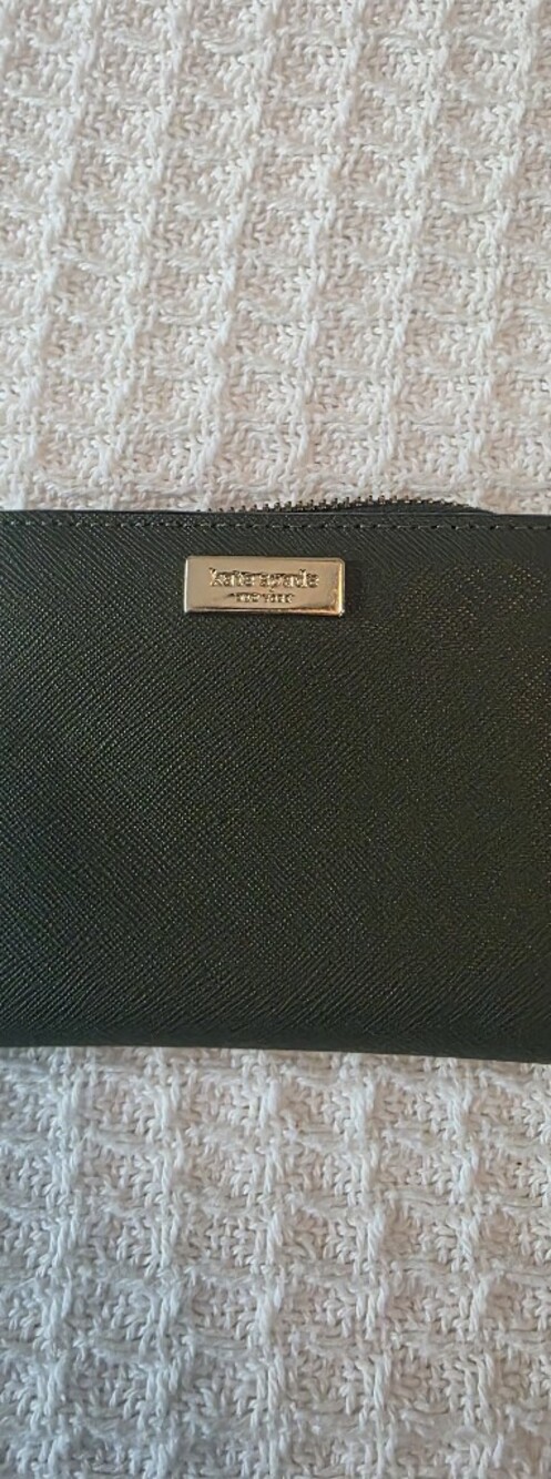 Kate Spade Green Bifold Wallet with Zip